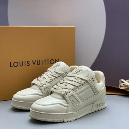 LOUIS VUITTON TRAINER SNEAKERS