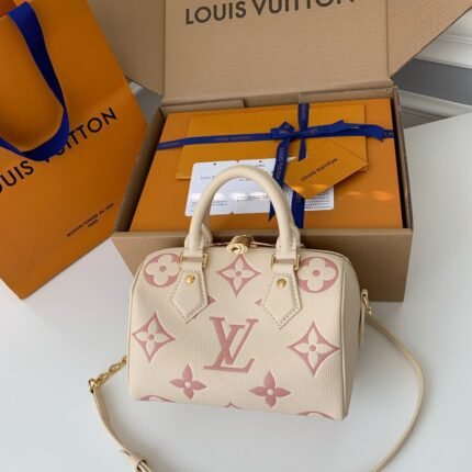 Louis Vuitton Speedy Bandoulire 20 M46397 .Size 20.5*13.5*12cm