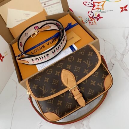 Louis Vuitton Borsa Diane M45985 .Size 9*15*24cm