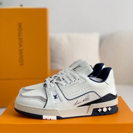 LOUIS VUITTON TRAINER Sneakers