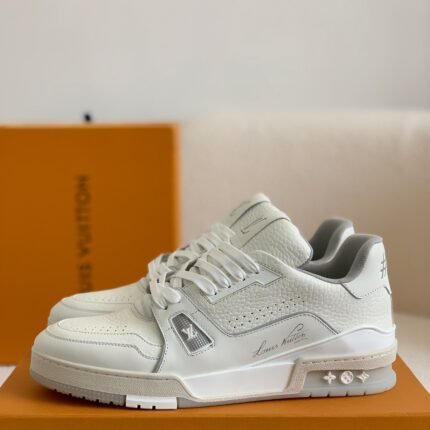 LOUIS VUITTON TRAINER  Sneakers Top quality