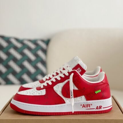 LOUIS VUITTON × NIKE AIR FORCE 1 Sneaker