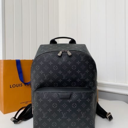 Louis Vuitton Men-s DISCOVERY Black Flower Backpack M43186 Top Quality Size: 30 * 40 * 20cm