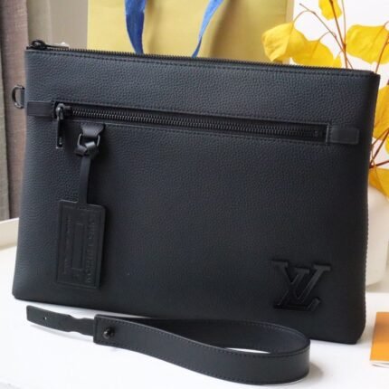 LOUIS VUITTON logo calfskin protective case clutch 30*22*5cm