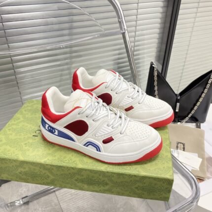 Gucci low-top sneakers