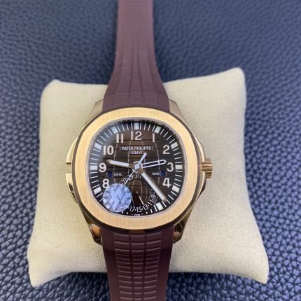 Patek Philippe Aquanaut Traveler 5164A
