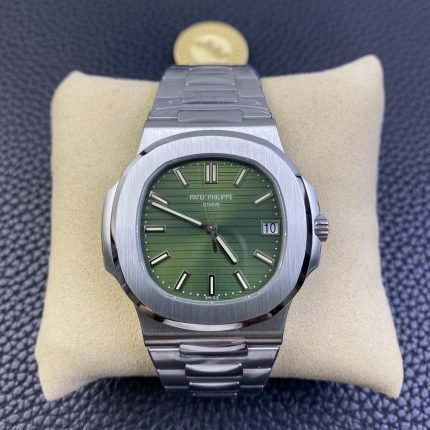 Patek Philippe 5711 Nautilus olive-green